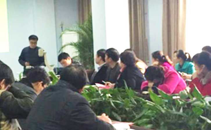广西模板厂荷嘉